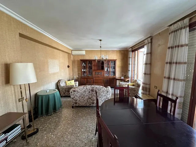 EXCLUSIVA VIVIENDA DE 173 m2 EN EL CORAZÓN DE ALICANTE. - foto 3