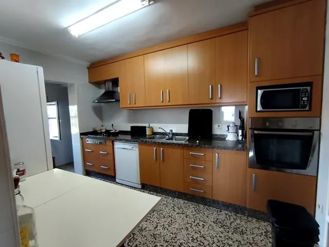 AMPLIO CHALET CON PARCELA EN SAN VICENTE — 14
