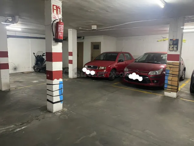 PLAZA DE GARAJE JUNTO A LA FACULTAD DE DERECHO - foto 4