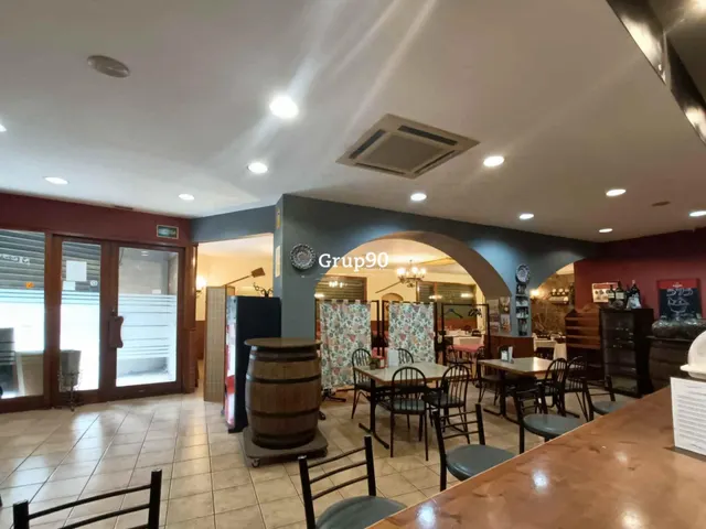 Venta  de restaurante en La Bordeta — 9