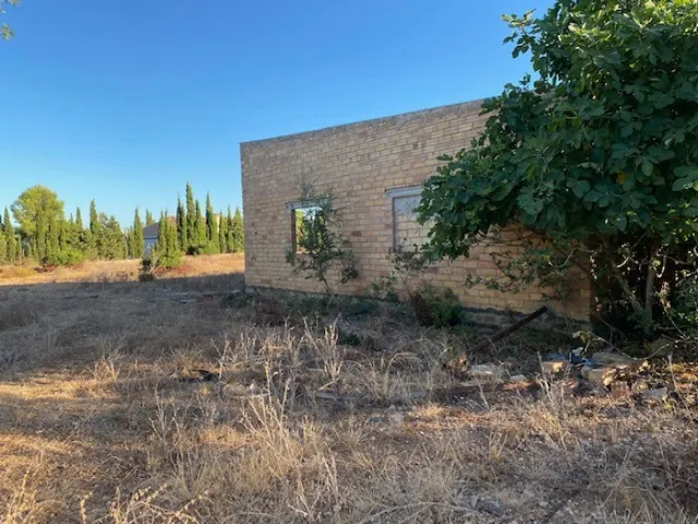 Fantástica finca a 1,5 km del mar en l'Ampolla — 14