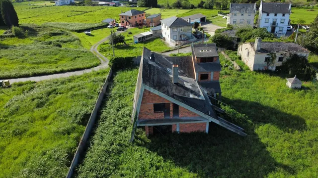 Finca y casa en construcción Cangas de Foz - foto 3