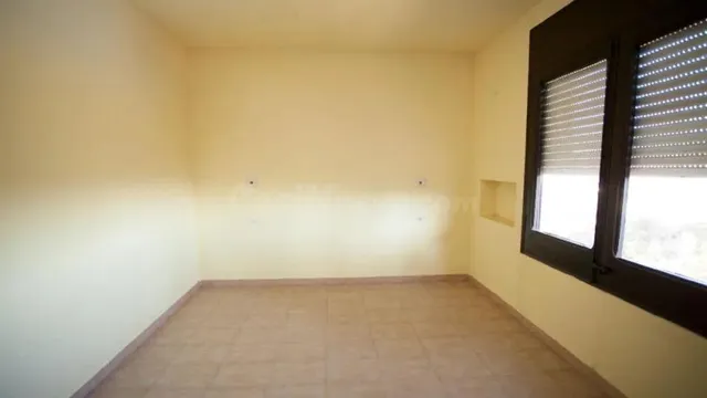 CASA OCUPADA 2 PLANTAS, 457 M2, 5 habitaciones, PARCELA 1332 - foto 4