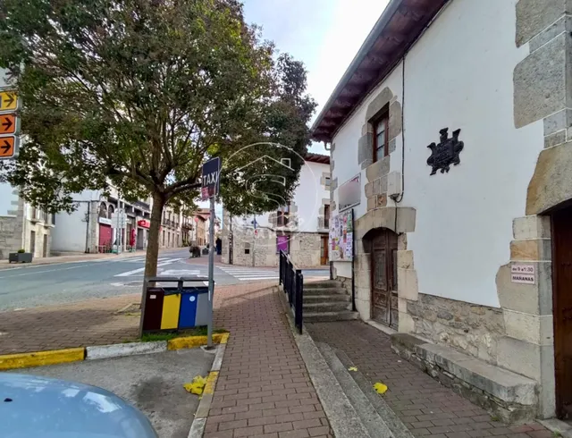 Local con jardín y múltiples posibilidades en Irurtzun - foto 3