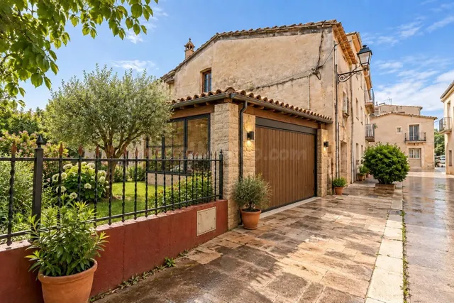 2 CASAS A REHABILITAR EN CORNELLÀ DE TERRI · PROYECTO Y LICE