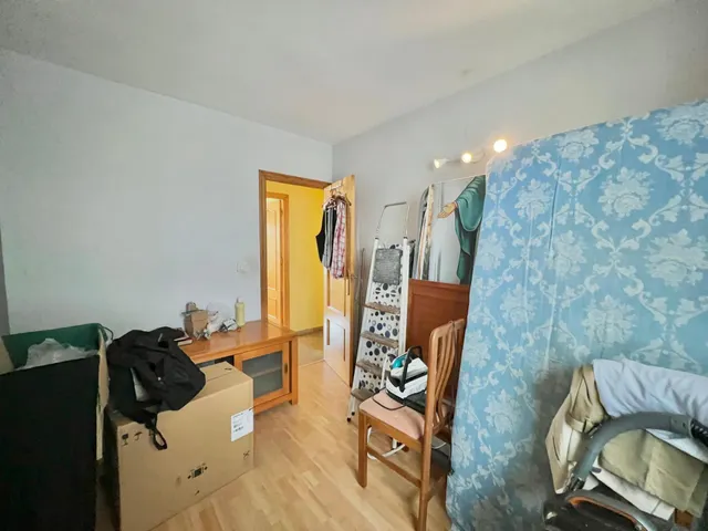 Espaciosa vivienda de 4 habitaciones y 2 baños rodeado de todos los servicios — 25