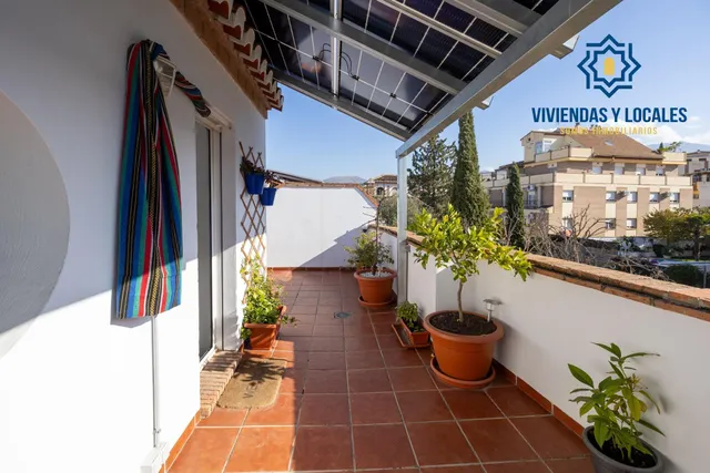 MARAVILLOSA CASA  A POCOS MINUTOS DEL CENTRO DE LA ZUBIA — 40