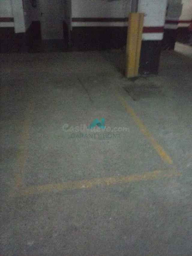 Se vende plaza de garaje en Las Arenas - foto 2