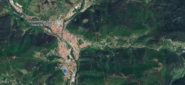 PARCEL.LA a Urb Caselles de Ripoll (Girona) amb vistes panor - foto 2