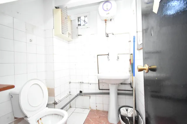LOCAL COMERCIAL EN VENTA (ANTIGUO CUBANITO) — 7