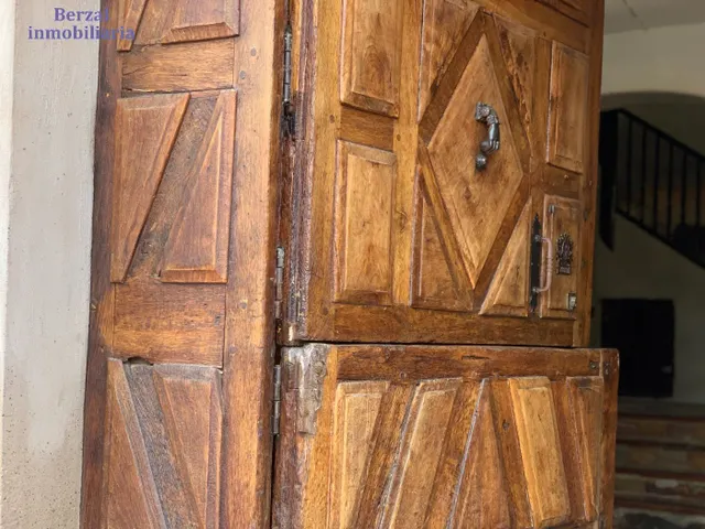 Casa de pueblo en venta en Entrena. Para reformar, con muchas posibilidades, — 5