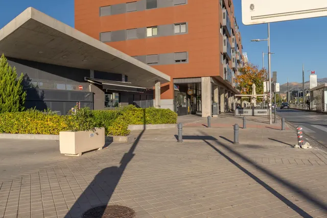 Moderno Apartamento Nuevo en el Campus de la Salud - Granada — 11
