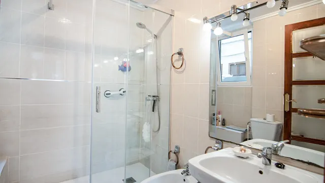 Amplio piso con 4D, 2 baños y gran terraza en Ruzafa, Valencia — 15