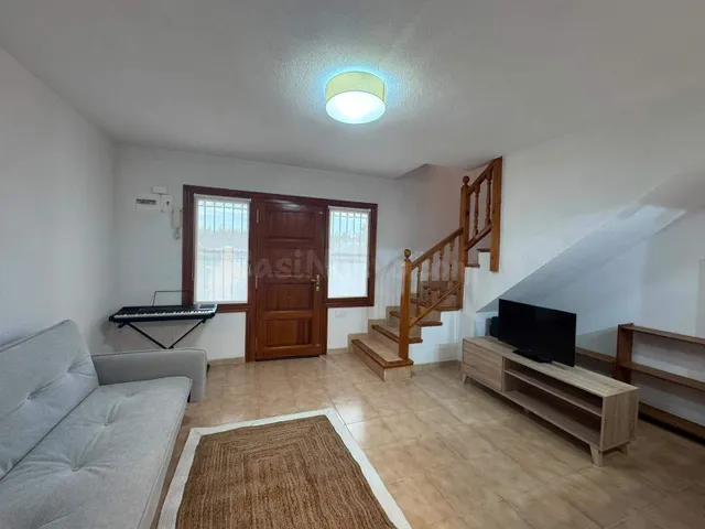 Chalet Reformado con Jardín Privado en San Juan Playa - Alicante — 2