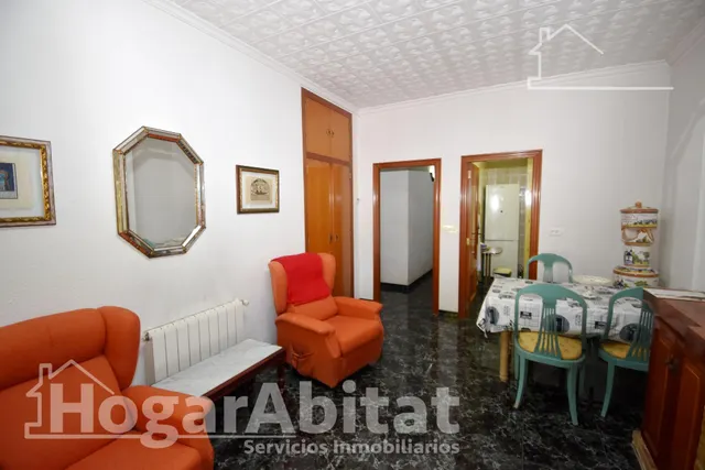 MAGNÍFICA CASA CON DOS VIVIENDAS INDEPENDIENTES Y TERRAZA, CERCA DEL CENTRO — 8