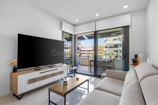 APARTAMENTO DE 2 DORMITORIOS Y 2 BAÑOS EN PUNTA PRIMA (ORIHUELA COSTA) — 8