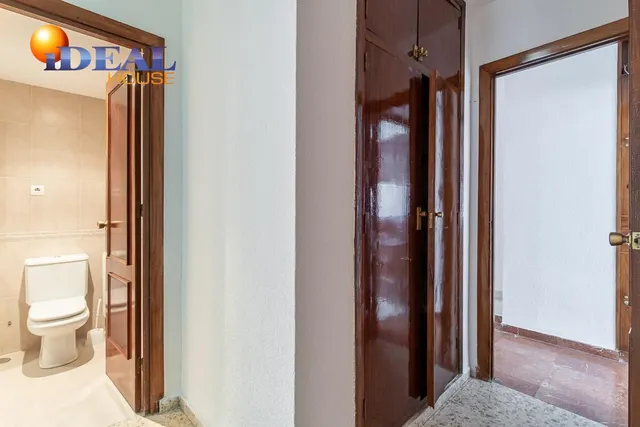 MAGNIFICA VIVIENDA EN LAS FLORES - CAMINO DE RONDA — 22