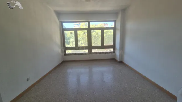 Oficina 65m² en alquiler - CENTRO - foto 2