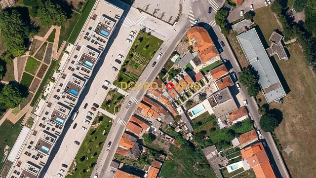 Terreno urbano en venta - São Mamede de Infesta e Senhora da - foto 2