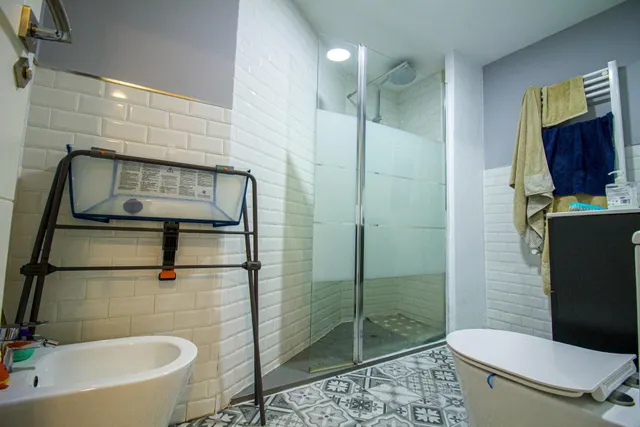 PISO 2 DORMITORIOS (ANTES 4) ZONA CENTRO BADAJOZ — 28