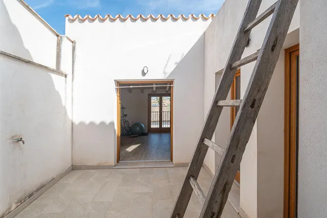 ESPECTACULAR ADOSADO TOTALMENTE REFORMADO COMO OBRA NUEVA — 25