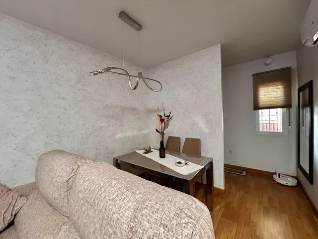 **descubre todo lo que podría ser tu nuevo hogar totalmente amueblado y con electrodomesticos en el llano de molina**. — 9