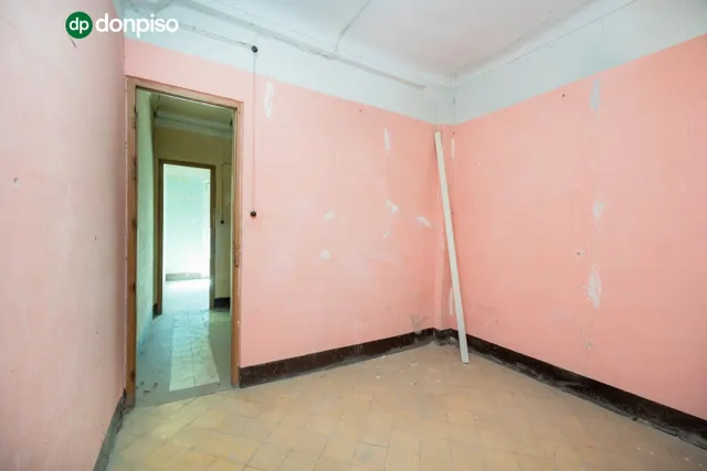 A la venta edificio en plaza bib-rambla — 40