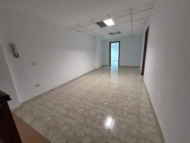 Local Comercial  - Oportunidad Única — 7