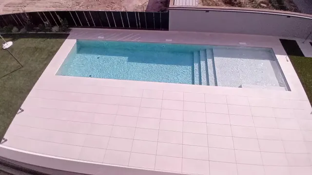 PISO DE NUEVA CONSTRUCCIÓN EN ZONA DE CIUTAT JARDÍ — 43