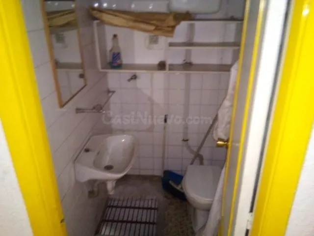 Bajo cerca de la estación - foto 3