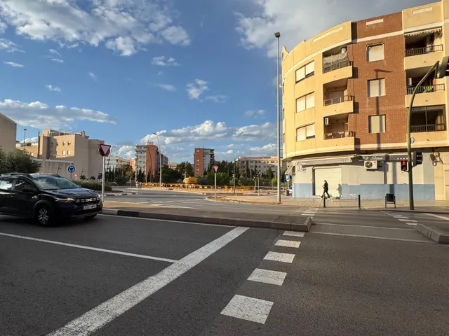 Oportunidad de inversión en Castellón – vivienda y local — 14
