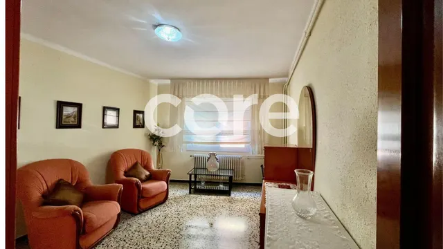 Amplio piso con Patio — 26