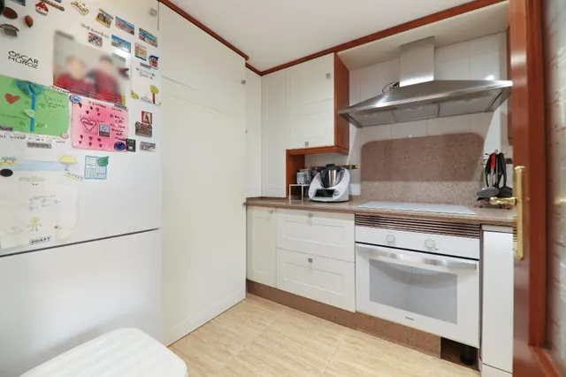 Amplio piso de 3 dormitorios con terraza, garaje y trastero en Las Lagunas — 10