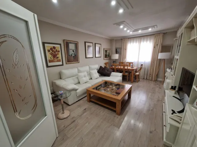 AOC VENDE PISO TOTALMENTE REFORMADO EN LOMINCHAR 2,HAB,2 BAÑOS, GARAJE Y TRASTERO. — 10