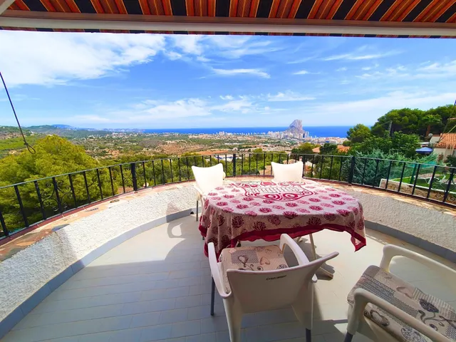 Villa Mediterránea en Calpe con vistas al mar, Peñón de Ifac - foto 2