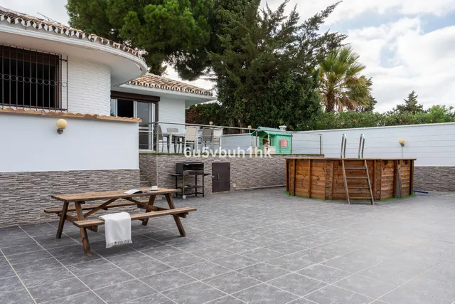 Chalet 4 habitaciones 229m² en venta - Centro — 2