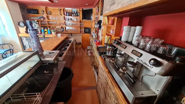 Local comercial 100m² en venta - Miralbueno - foto 4