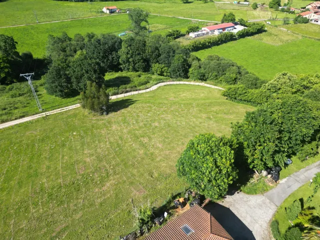 AMPLIO TERRENO CON LICENCIA Y PROYECTO LISTO PARA EDIFICAR C - foto 5