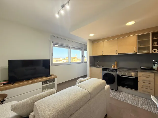 APARTAMENTO CON PISCINA COMUNITARIA Y PARKING EN JESUS I MARIA, DELTEBRE — 12