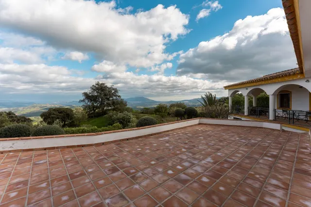 Finca rústica 4 habitaciones 331m² en venta - South of spain — 46