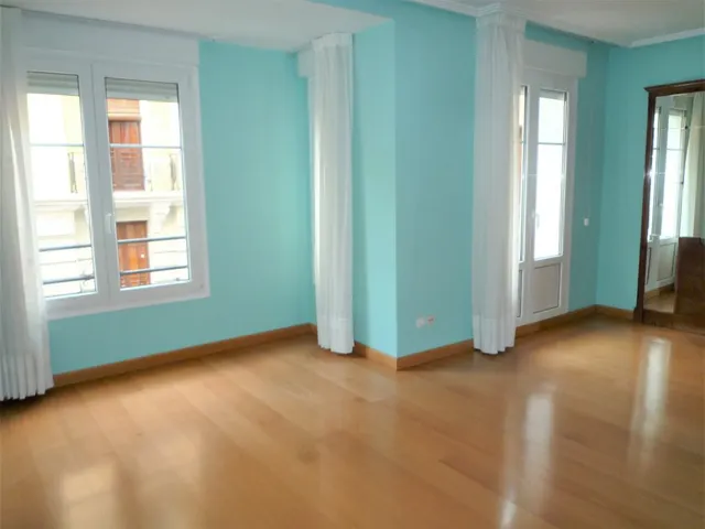 Se Vende Piso de 118 m2, reformado, en Don Jaime esquina Plaza del Pilar — 9