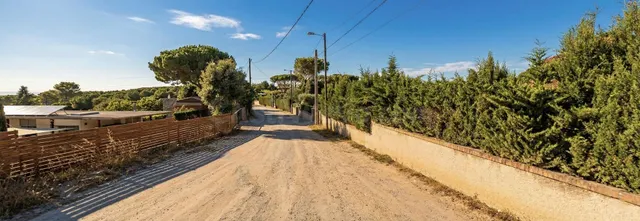 ATENCIÓN INVERSORES, CASA OCUPADA POR PERSONA SIN JUSTO TÍTU - foto 2