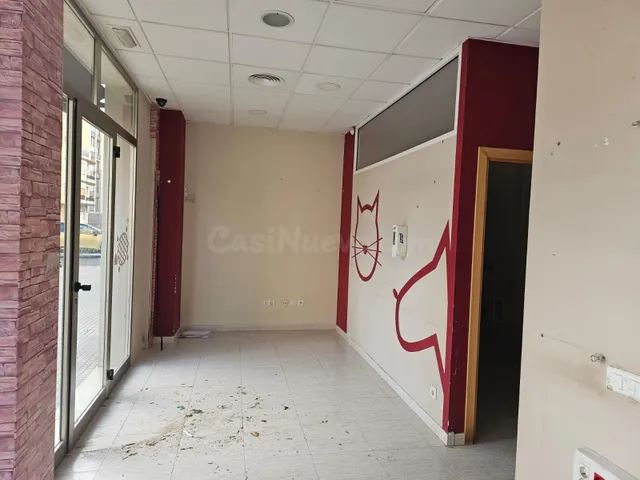 LOCAL COMERCIAL EN LA RAPITA — 2