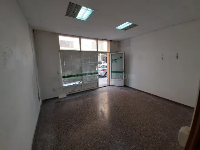 Local en venta en zona Avenida Luis Suñer. - foto 3