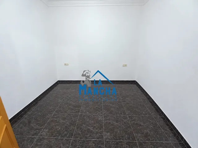 *130.000€* .INMOBILIARIA LA MANCHA VENDE CASA EN LA GINETA-ALBACETE. — 33