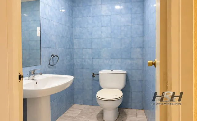 Local comercial 4 habitaciones 81m² en venta - Burjassot - foto 3