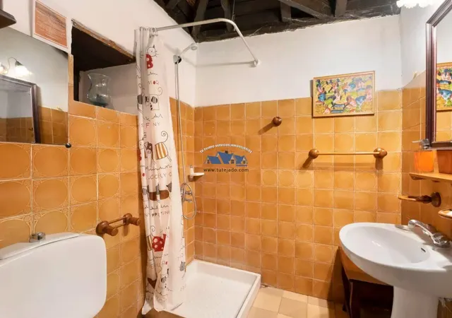 Casa histórica en venta — 36