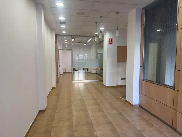 ALG681 - LOCAL COMERCIAL DE 140M2 EN AUDITORI MORENO GANS DE - foto 5