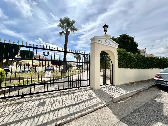 Casa 3 habitaciones 64m² en venta - Cabo Roig — 29