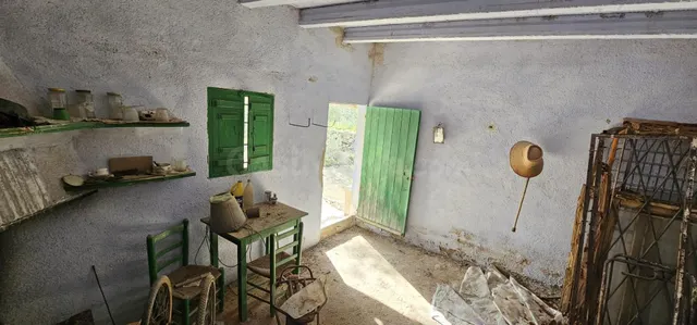 Finca rústica 37m² en venta - Afueras del pueblo - foto 2